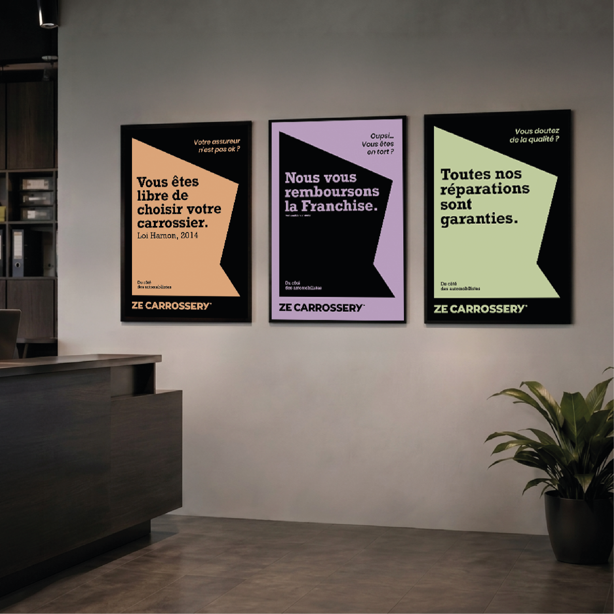Trio d'affiches - fond noir